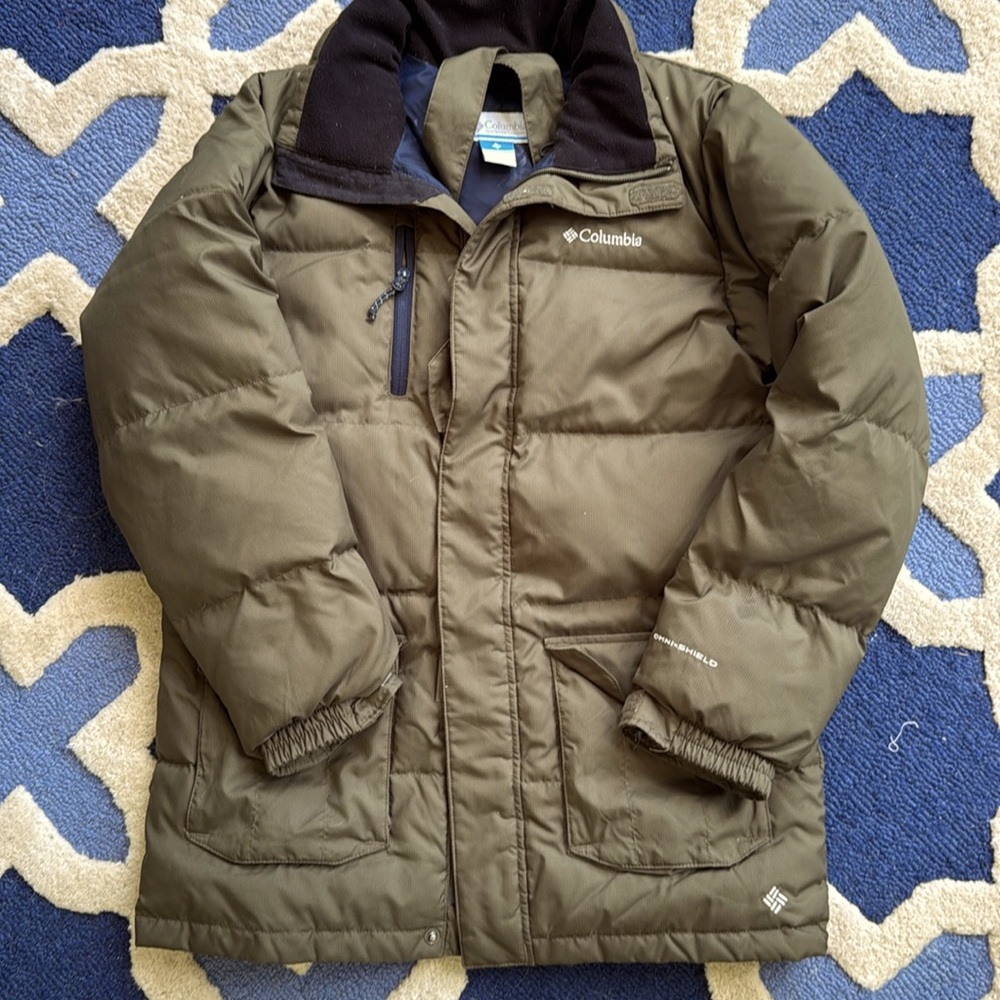 Columbia Boarding Skiing down feather long coat boys/youth Sz. 14/16 olive green